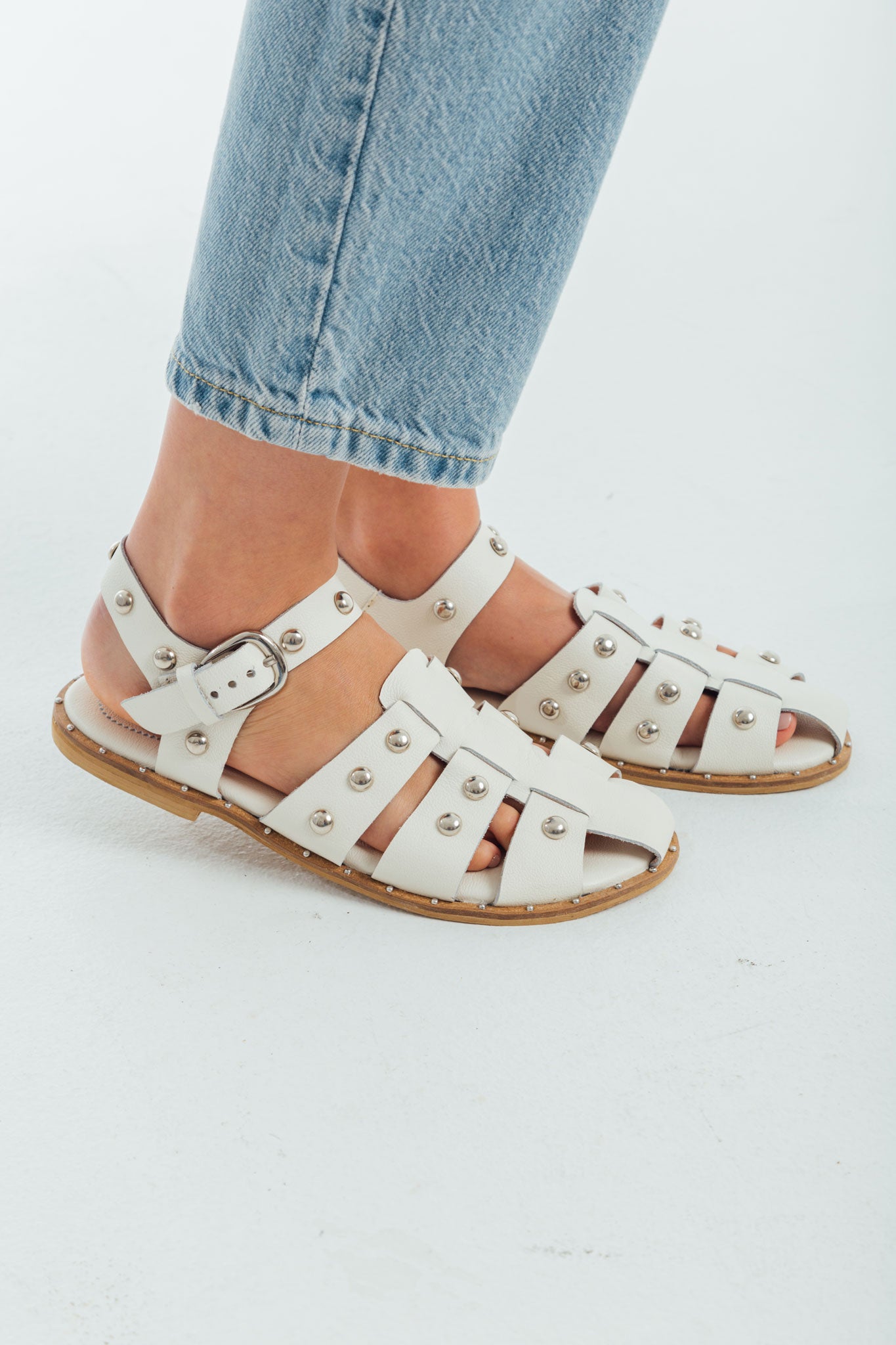 Camelia Flats Beige