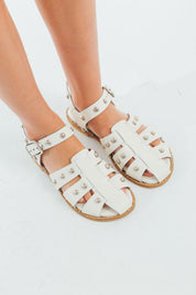 Camelia Flats Beige