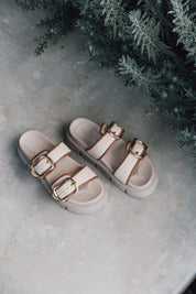 Arena Sandals Beige