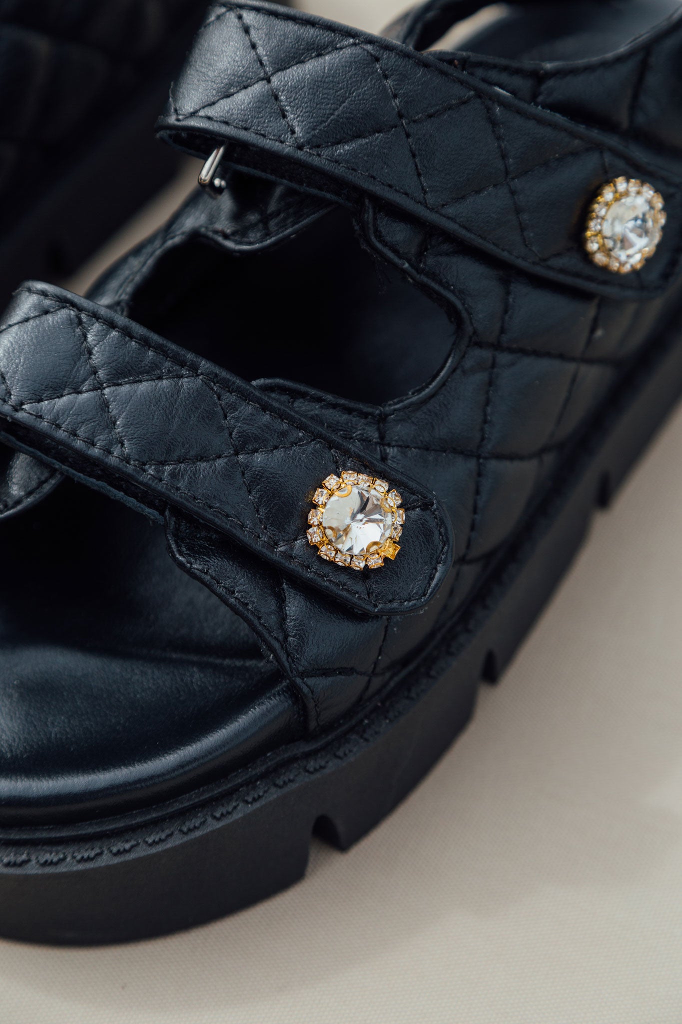 Petra Sandals Negra