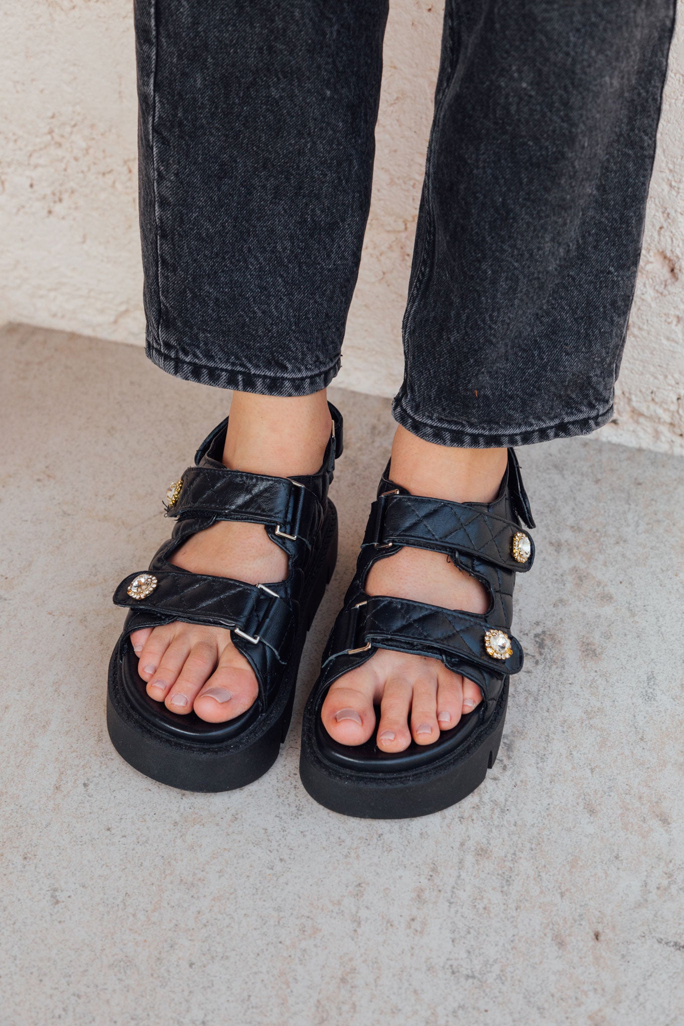 Petra Sandals Negra