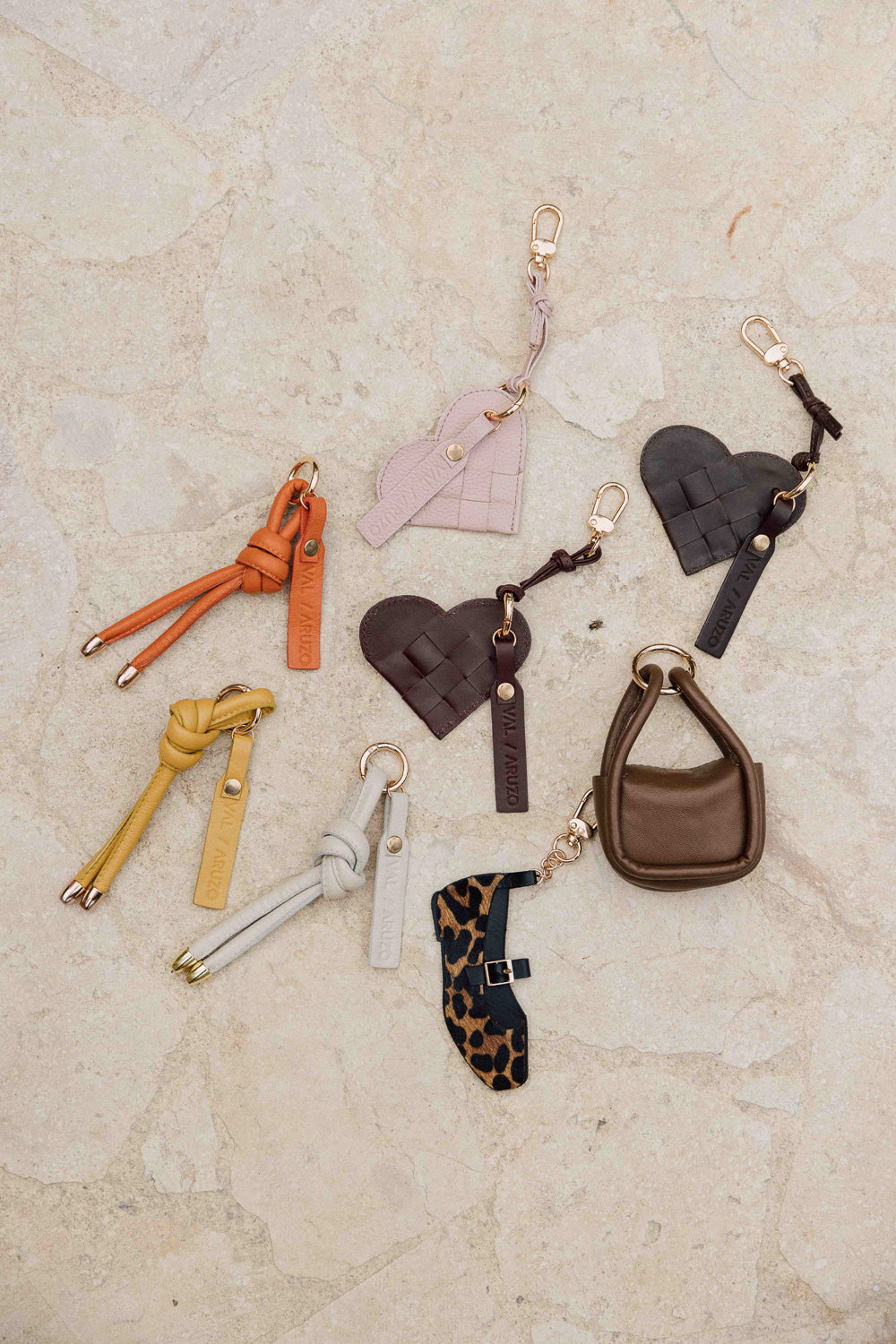 Amore Charm Mocca