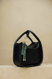 Knot Charm Verde