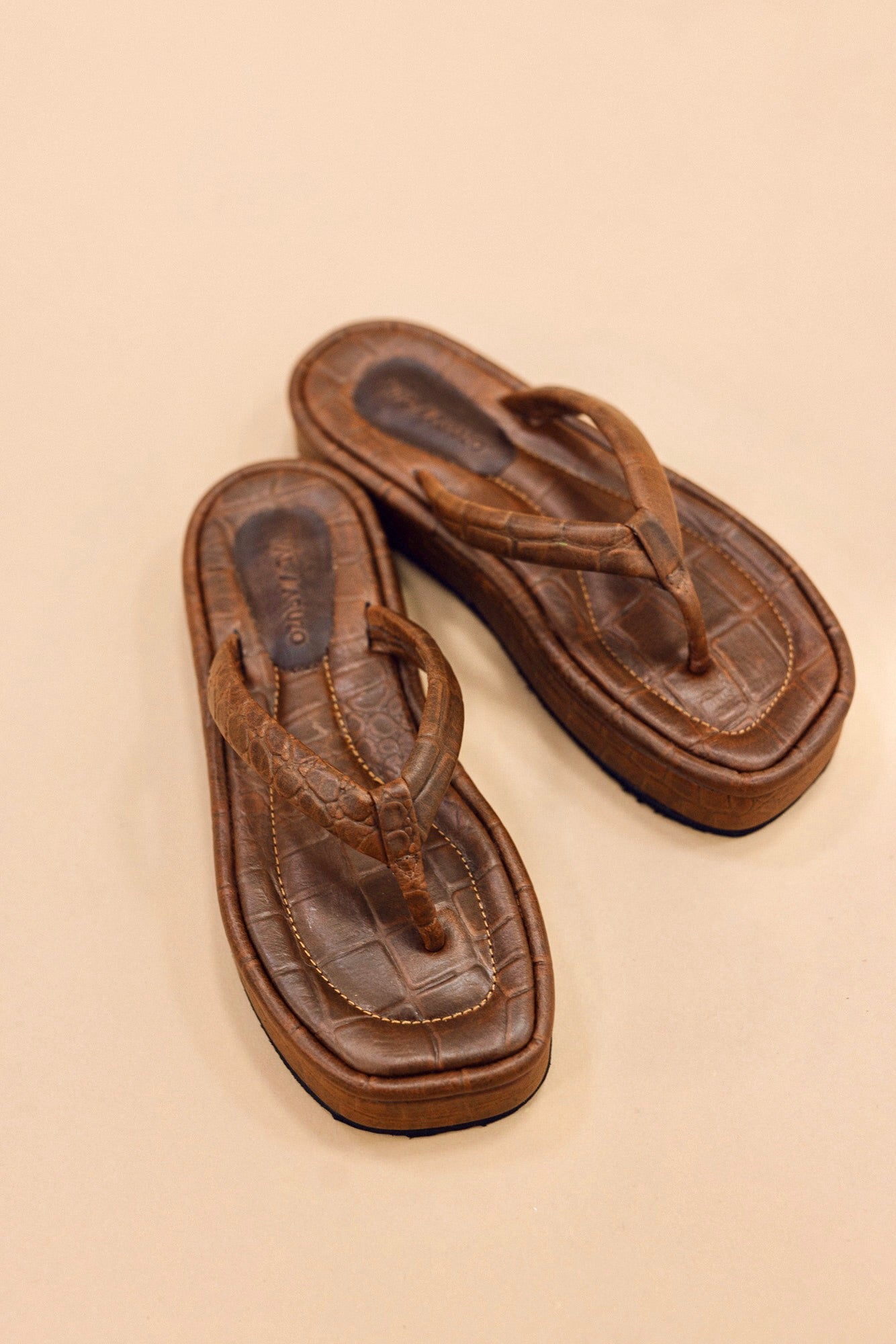 Flora Sandals Croco Miel
