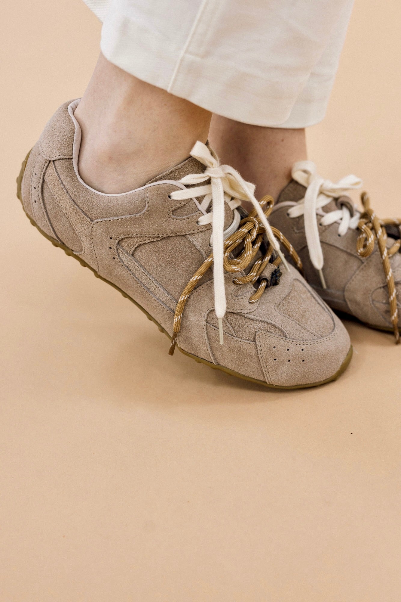 Bloom Sneakers Beige