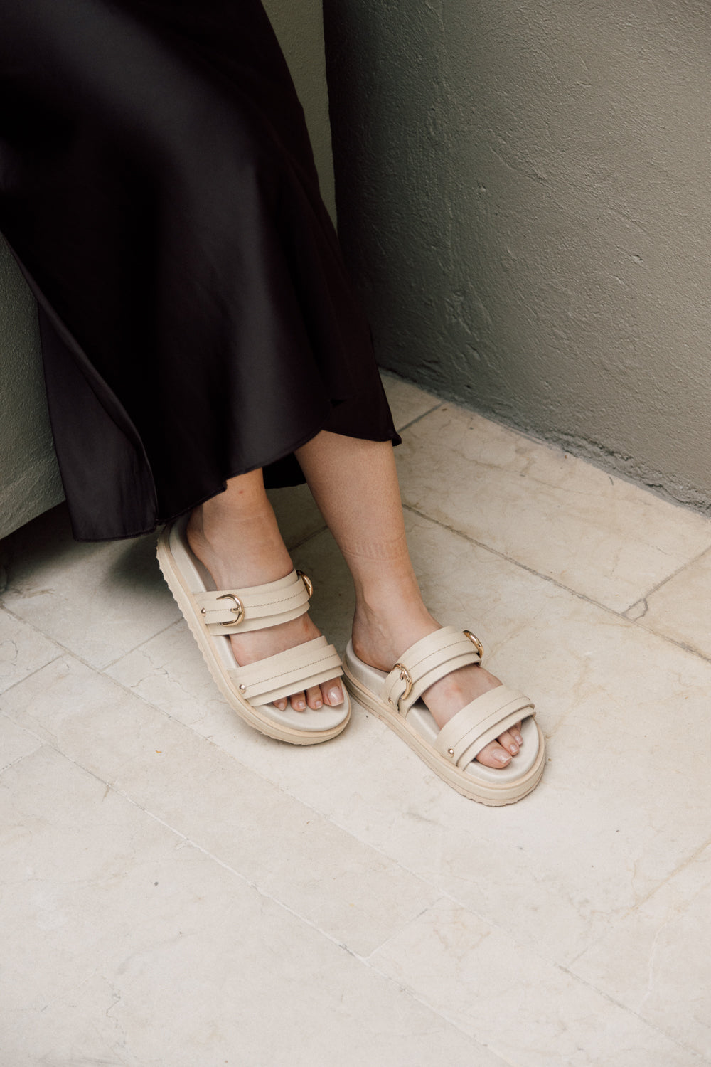 Maison Sandals Beige