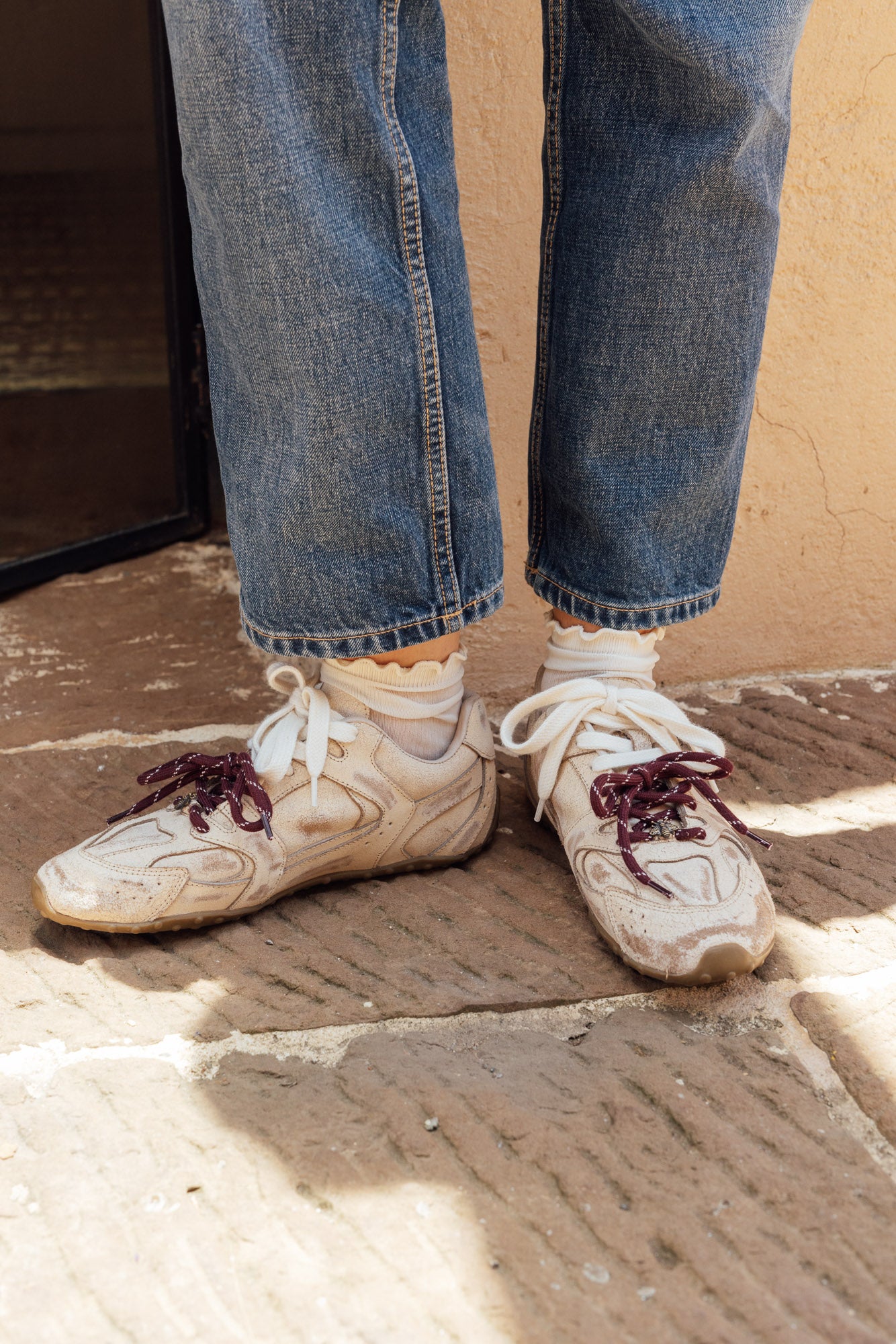 bloom-sneakers-vintage-beige-06-detalle