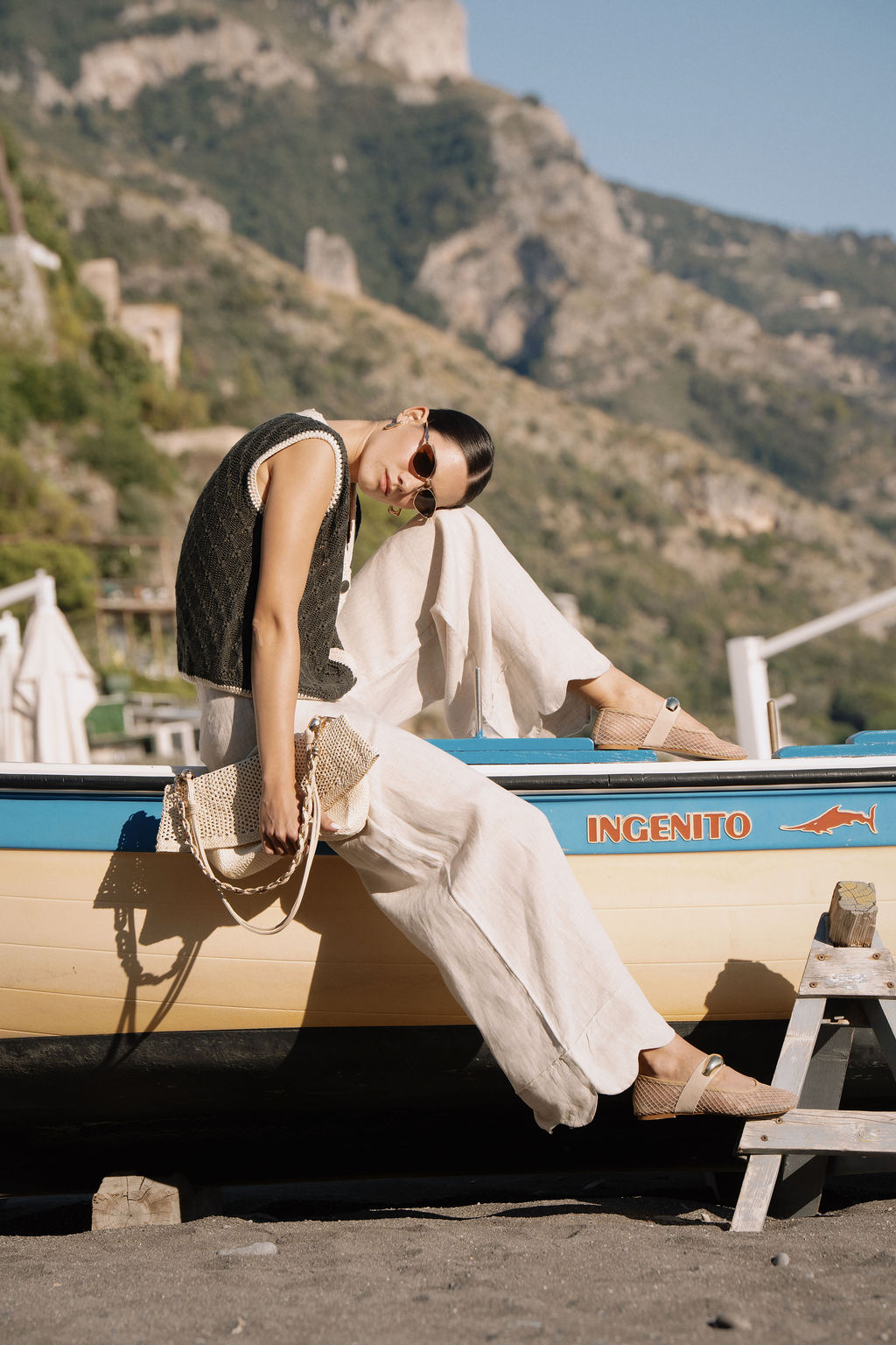 Costiera Flats Beige