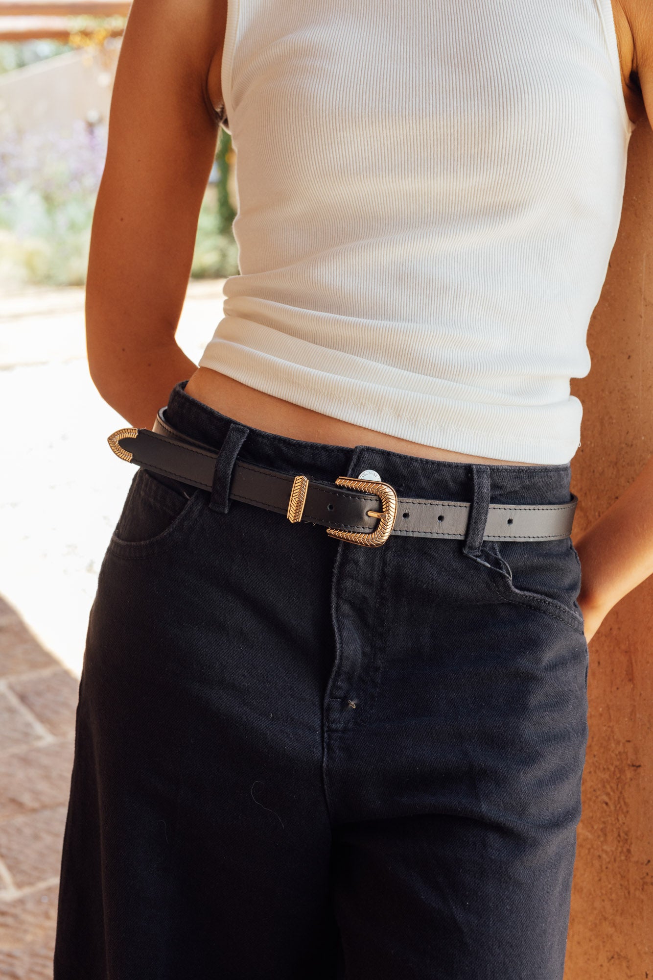legacy-belt-negra-06-detalle-hebilla