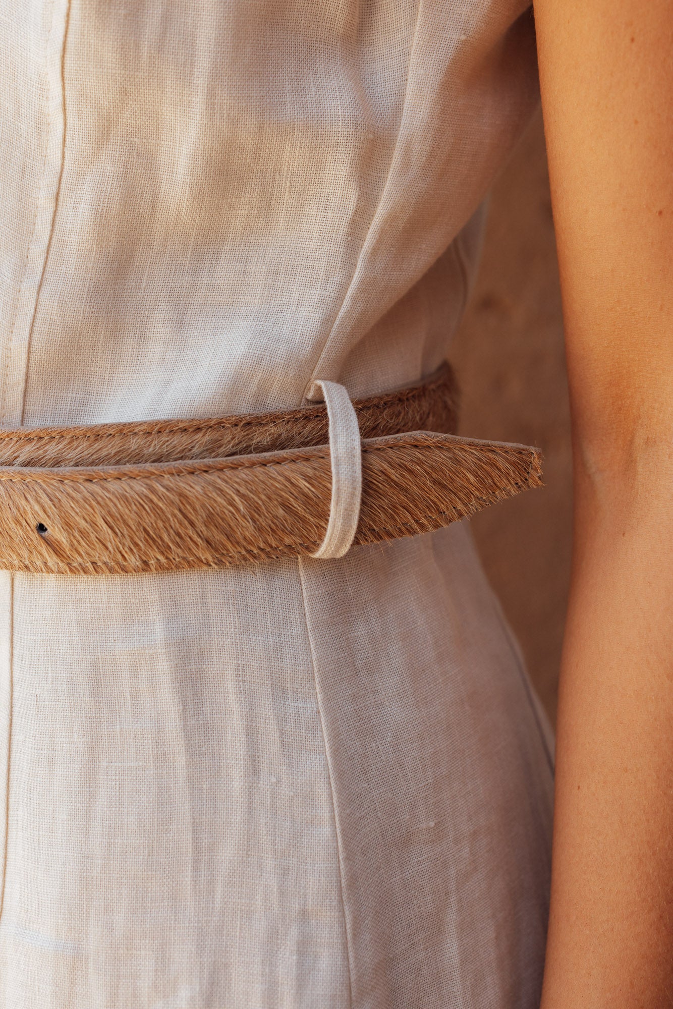 lily-belt-beige-06-modelo-cintura