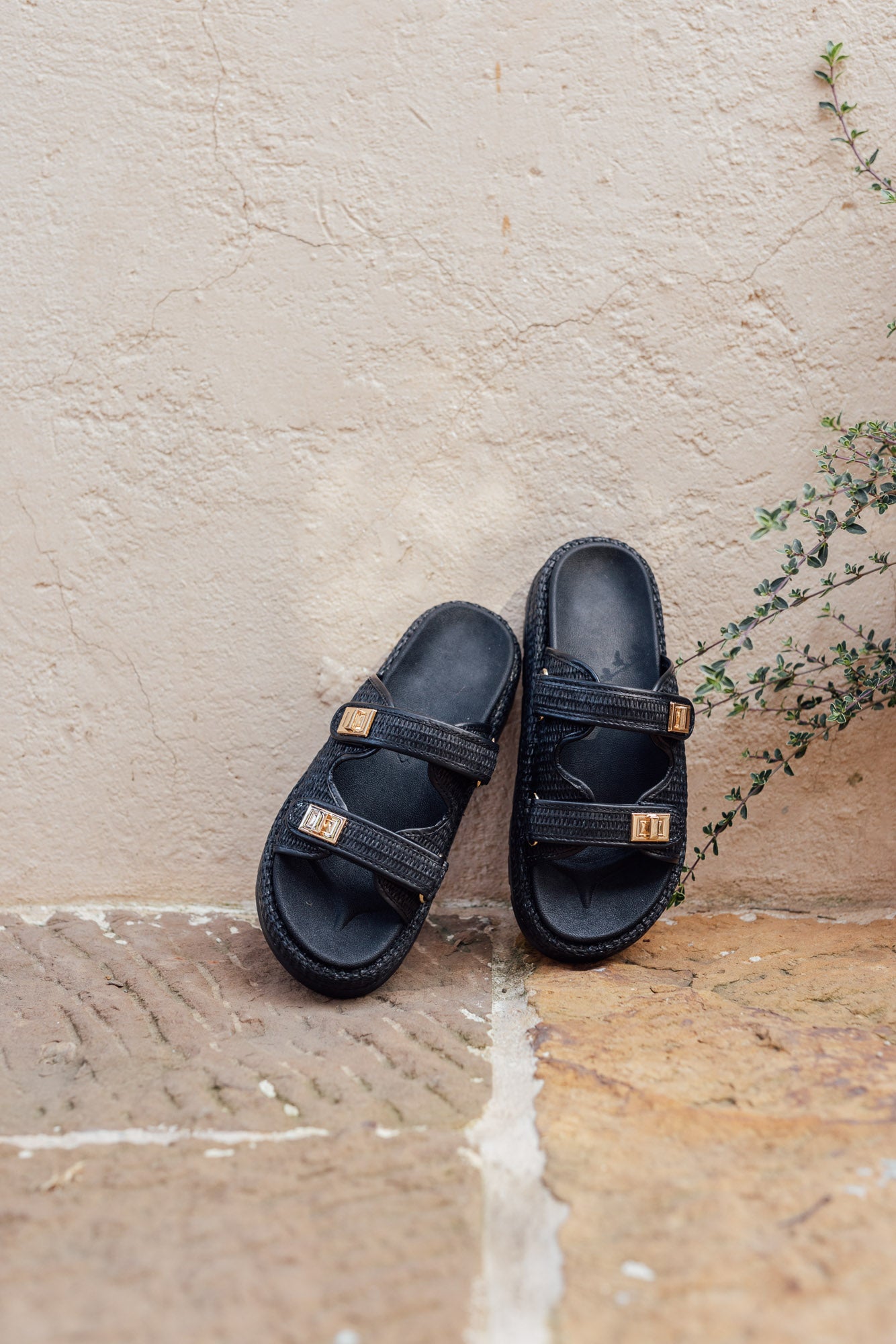 lily-sandals-negra-01-solo