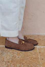 mocasin-atelier-miel-05-modelo-pies